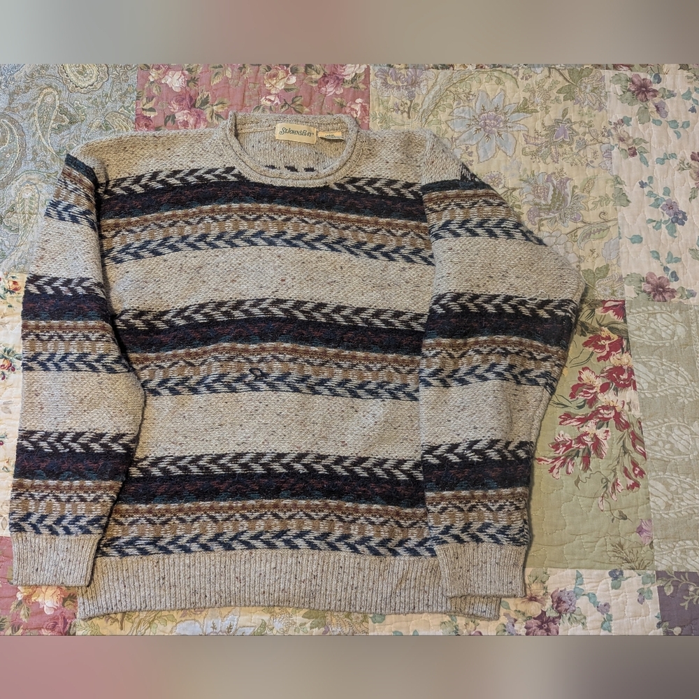Vintage St John's Bay Wool Blend Men's Pattern Sweater
